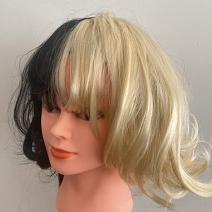 Cruella de Vil Women Black White Wig Bangs Halloween Party Costume Cosplay